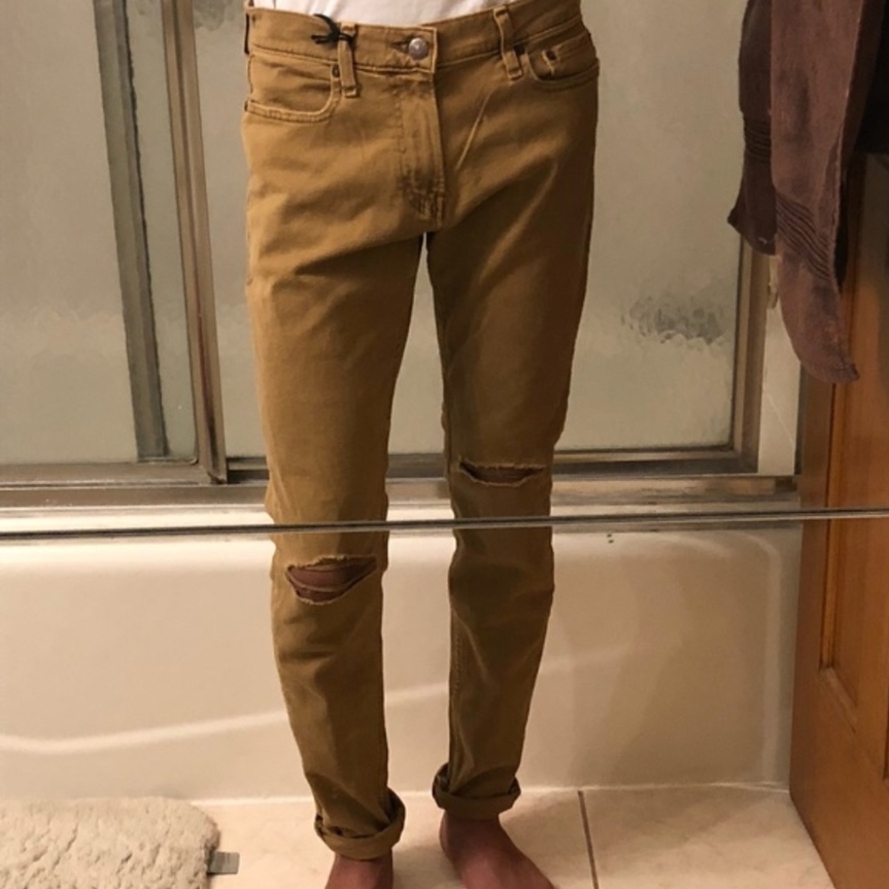 Hollister Distressed Beige Jeans